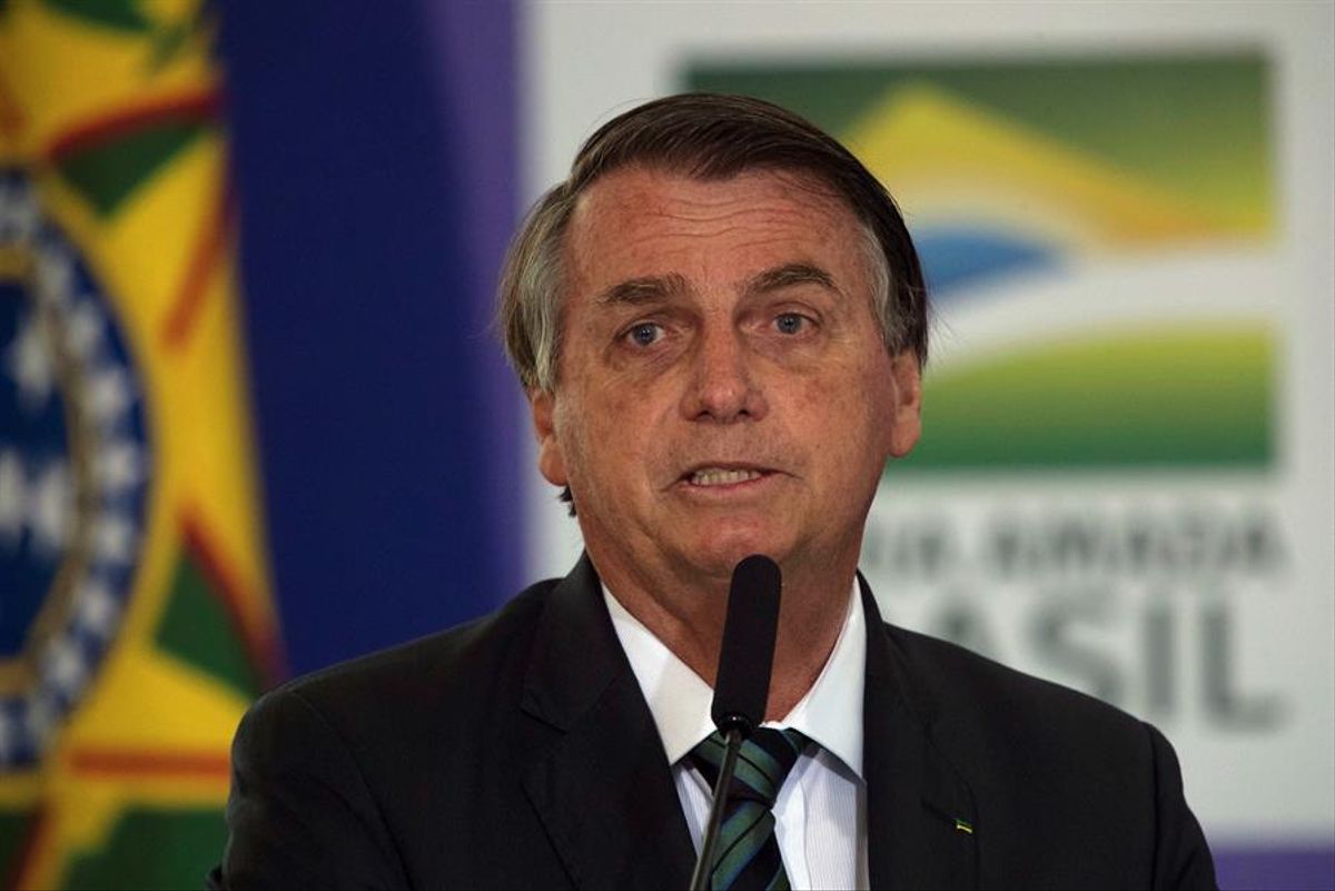 Solicitan investigar a Bolsonaro por crímenes contra la humanidad