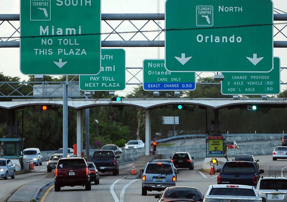 Legislador de Florida propone que una autopista lleve el nombre de Trump