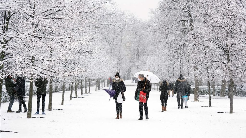 Madrid cubierta de nieve y con temperaturas que pueden llegar a -10°C