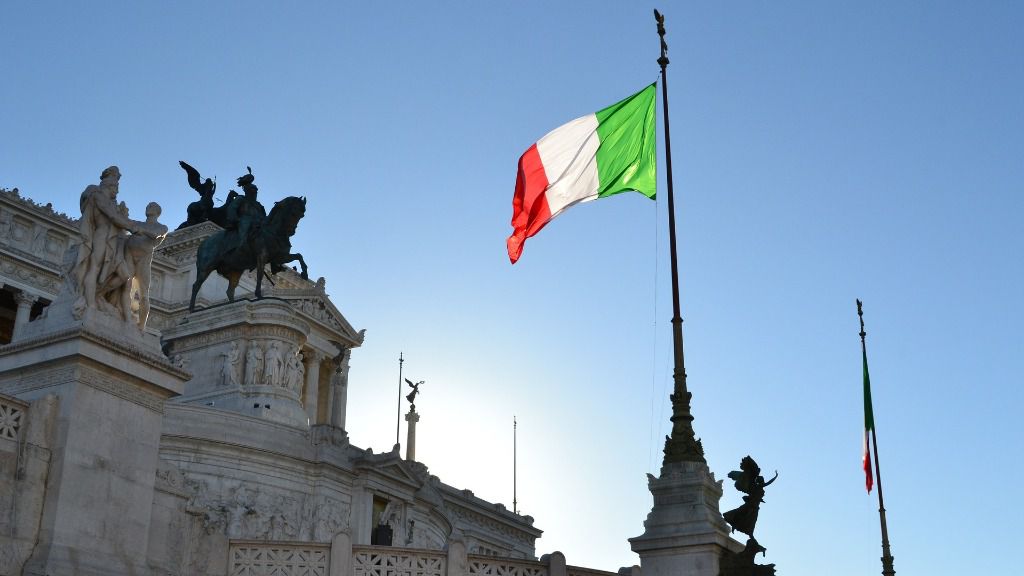 Gobierno italiano felicita a Biden en este "gran día para la democracia"