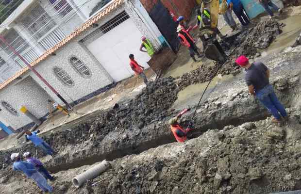 Sustituyen metros lineales de tubería en municipio del estado Aragua