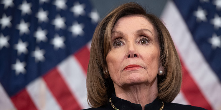 La líder Pelosi dice: Congreso tomará medidas si Trump no renuncia