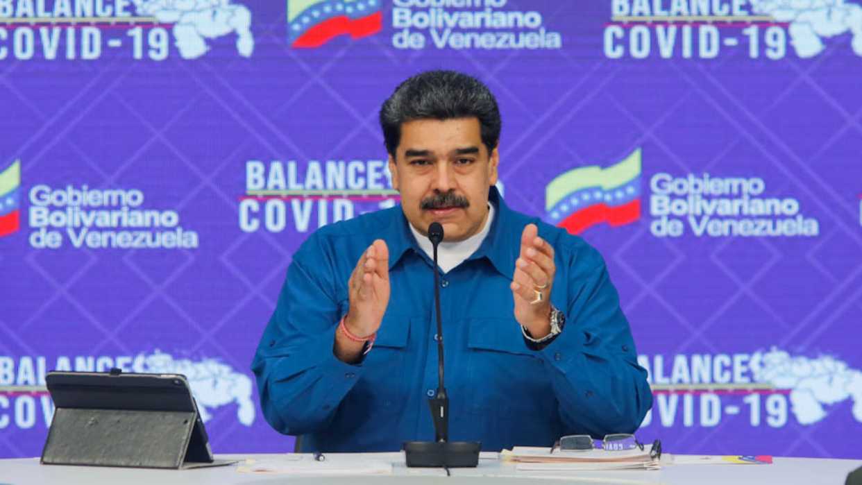 Maduro anuncia la llegada de 100.000 vacunas Sputnik V la próxima semana al país
