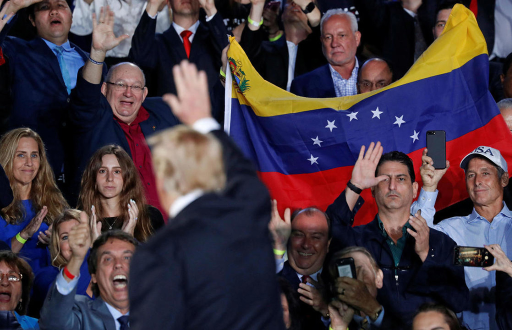 Trump suspende por 18 meses la expulsión de venezolanos