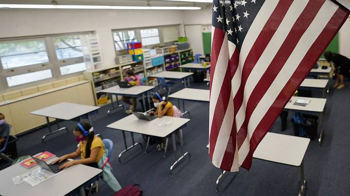 Escuelas publicas de Florida pierden 90.000 alumnos debido a la pandemia