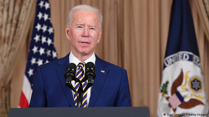 Biden reconoce que la "democracia es frágil" tras la absolución de Trump | Diario 2001