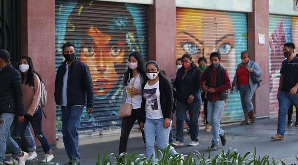 México suma 61 muertes y acumula 223.568 decesos por COVID