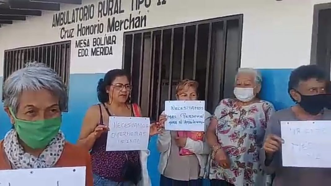 Aldeas de Mérida protestaron porque no disponen de médicos