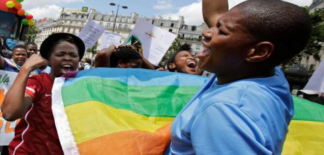 Angola en alivio al entrar en vigor la despenalización de la homosexualidad