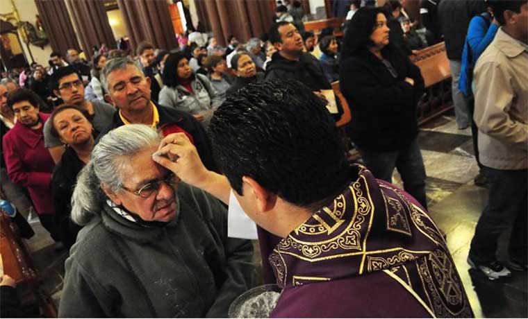 Celebración del Miércoles de Ceniza la Arquidiócesis de Caracas