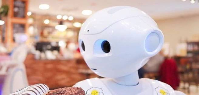 Dubái sorprende con cafetería donde atienden robots