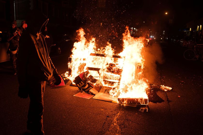 Manifestación del movimiento Black Lives Matter deja 11 detenidos