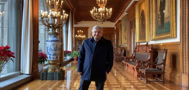 López Obrador reaparece en público tras recuperarse de la COVID-19