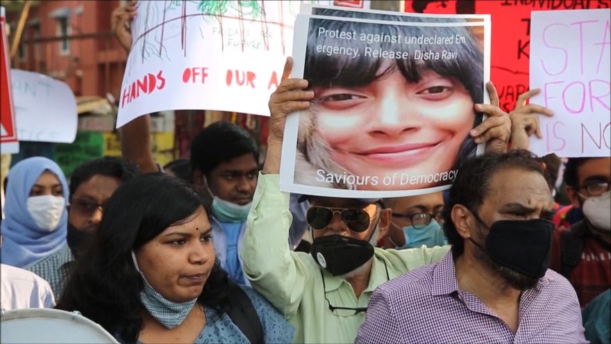 Libertad bajo fianza a una activista india relacionada con Greta Thunberg
