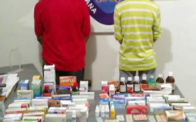 Alertan sobre compra de medicinas a buhoneros