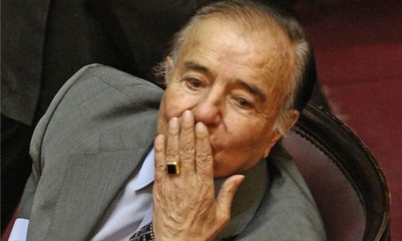 Imputan a tres enfermeros por robar anillo del expresidente Menem