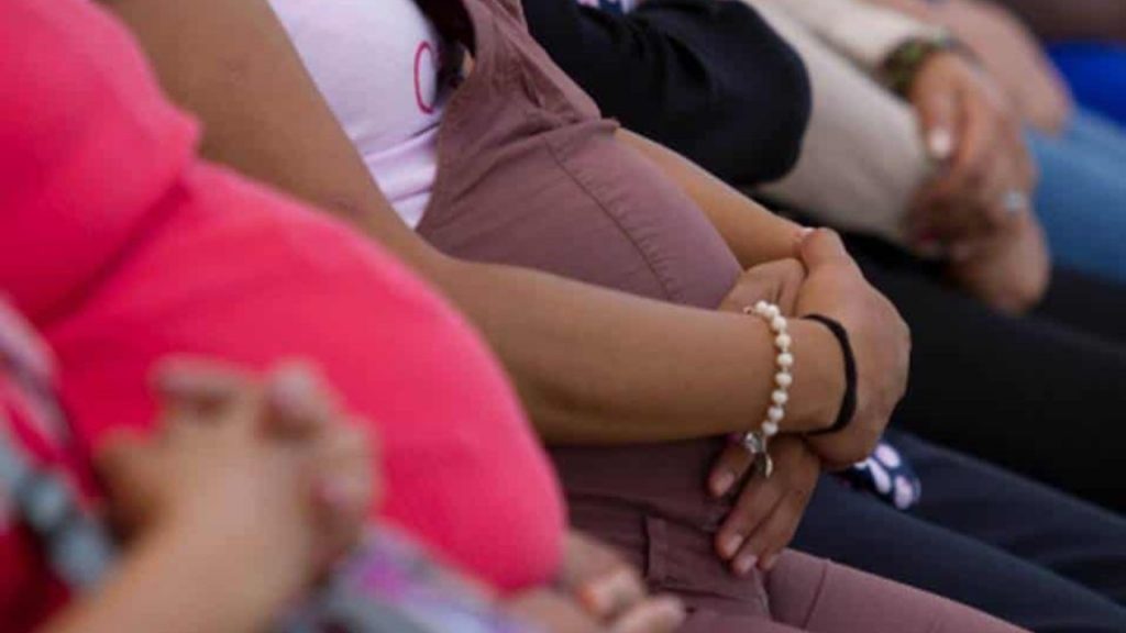 Texas| La fundación que brinda asistencia de salud gratuita a mujeres embarazadas indocumentadas