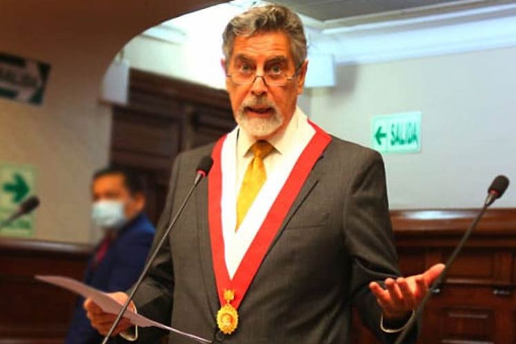 Presidente de Perú será el primer ciudadano vacunado del país COVID-19
