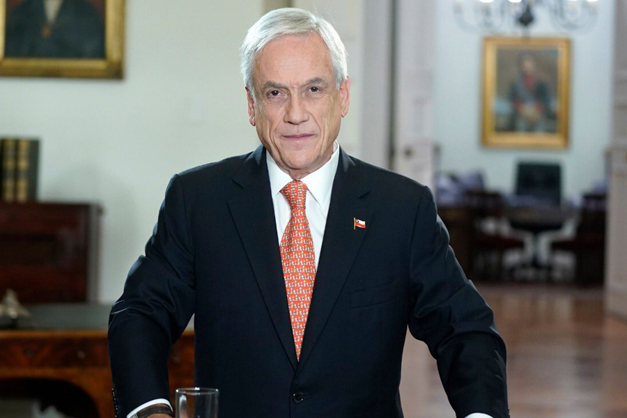 Piñera promulga bono para personas sin fondos de pensiones