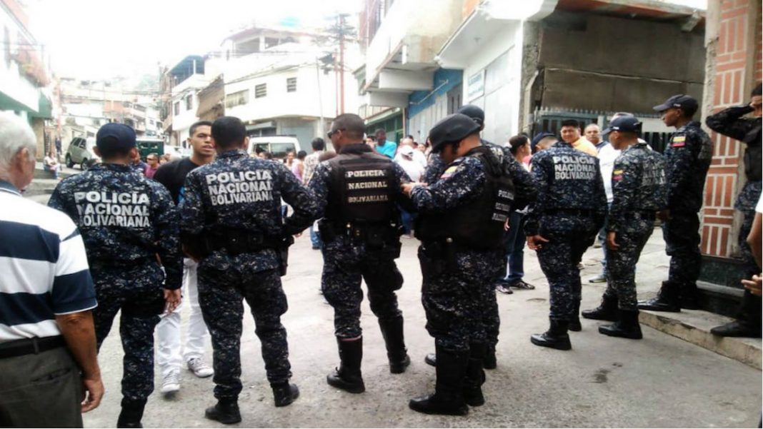 Abatidos por la PNB dos atracadores de camioneticas en Guarenas