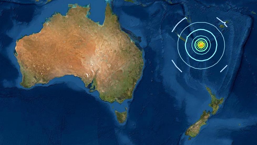 Terremoto de 7,7 sacude el Pacífico Sur con alerta de tsunami