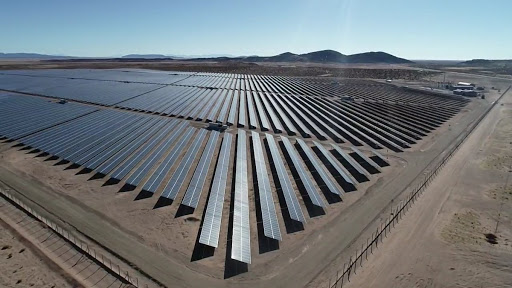 Bolivia inaugura su planta solar más grande y la más alta del mundo