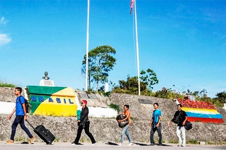 Brasil simplifica trámite para que venezolanos obtengan residencia en el país