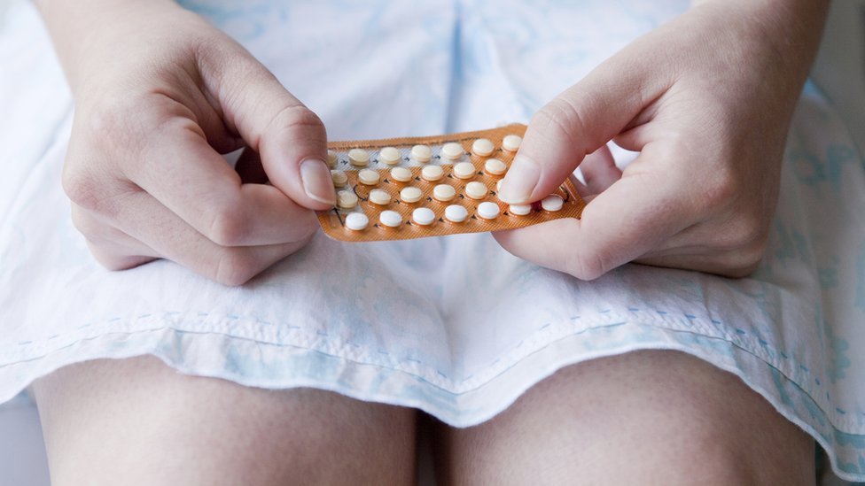 Mujer pide que la dejen abortar luego de tomar anticonceptivos