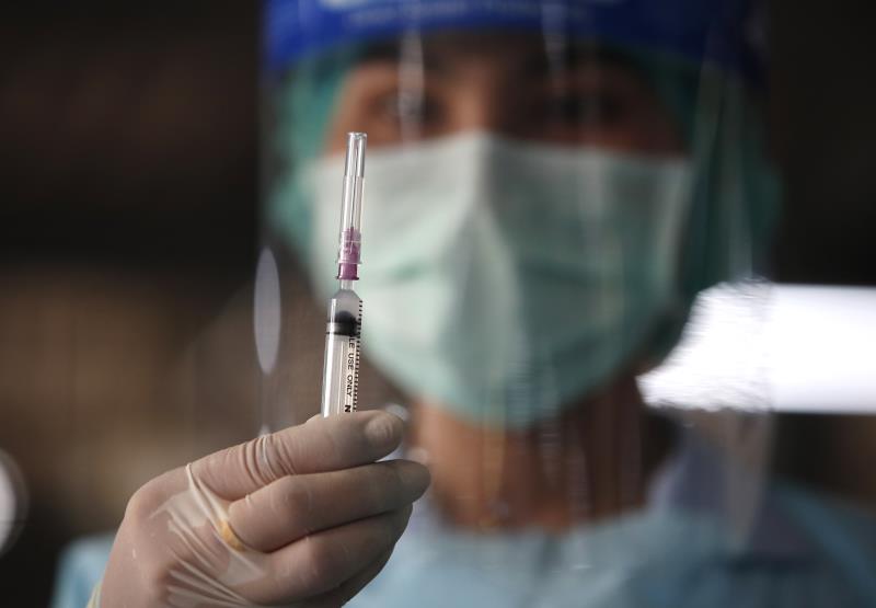 China ha administrado 74,96 millones de dosis de vacunas contra
