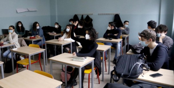 Seis millones de alumnos italianos dejarán de ir a clases desde el lunes