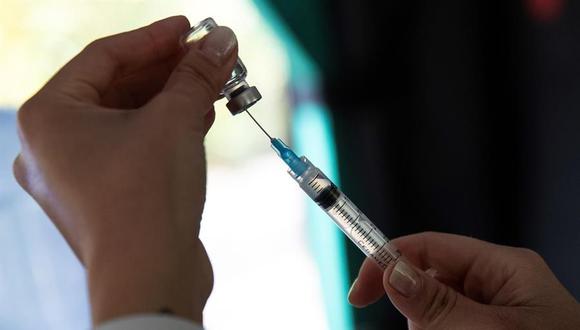 Colombia sigue su plan de vacunación contra el COVID-19 y recibe