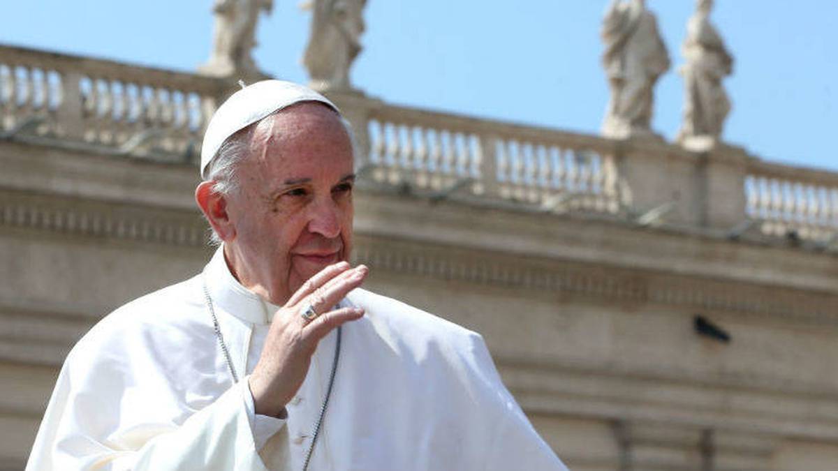 El Vaticano afirma que Iglesia católica no puede bendecir la unión entre