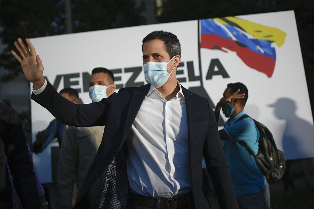 Juan Guaidó da positivo a COVID-19 y asegura estar "en aislamiento"