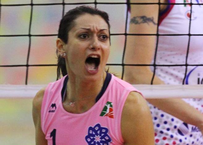 Un club de voleibol italiano demanda a una jugadora quedó embarazada