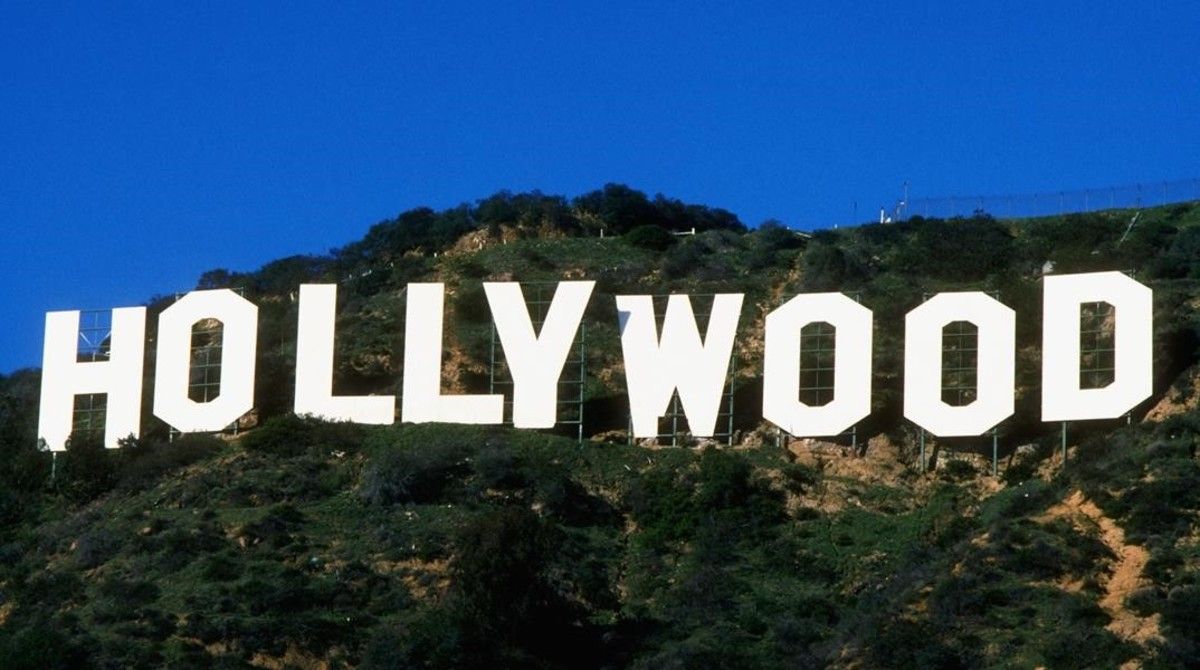 Trabajadores de Hollywood reservaron de forma indebida citas para vacunarse