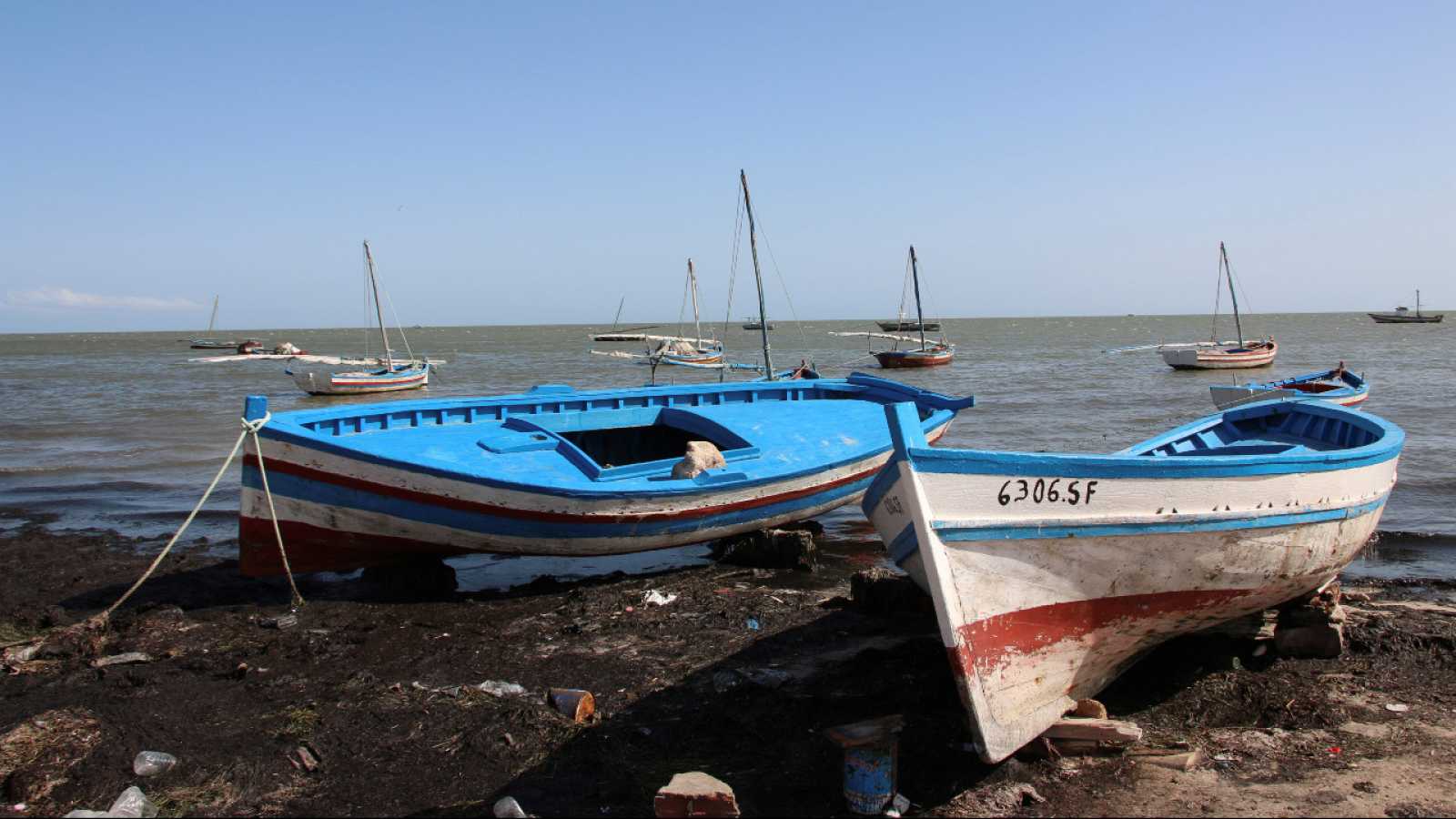 Al menos 39 migrantes murieron en naufragio en la costa de Túnez