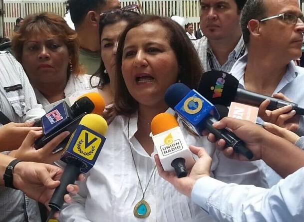 Dinorah Figuera: Maduro no tomó las previsiones necesarias para enfrentar una pandemia