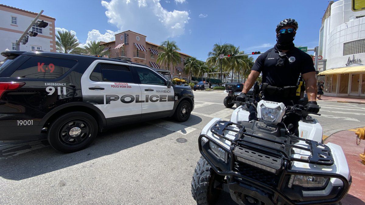 Más de 100 detenidos por "spring break" que tiene a Miami Beach