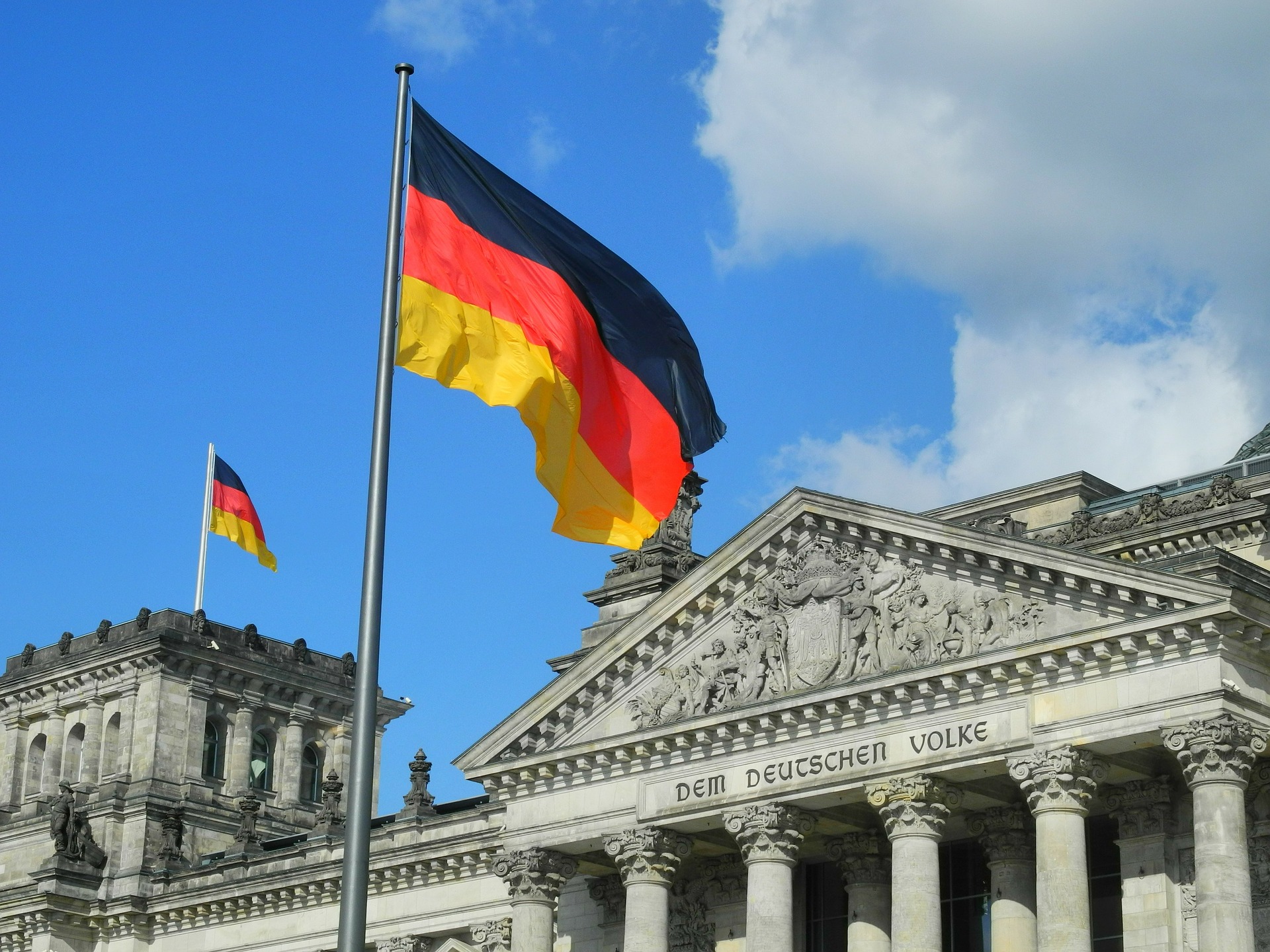 Alemania vuelve a pagar por su deuda a 30 años por mes consecutivo