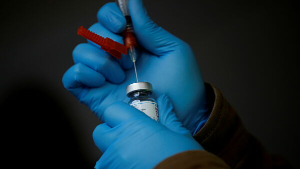 Lituania suspende la vacunación con AstraZeneca y Estonia la mantiene