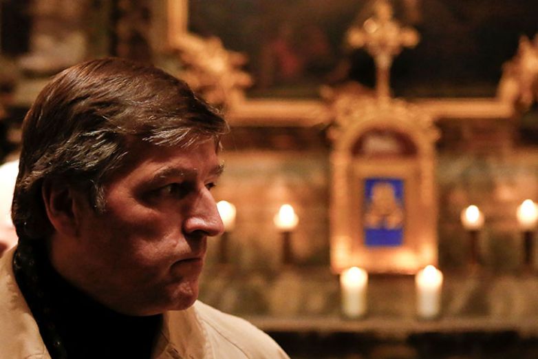 Sacerdotes desafían al Vaticano y bendecirán a parejas homosexuales