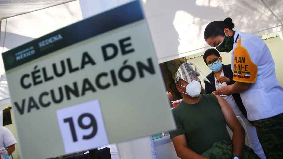 Gobierno mexicano compra 22 millones de vacunas