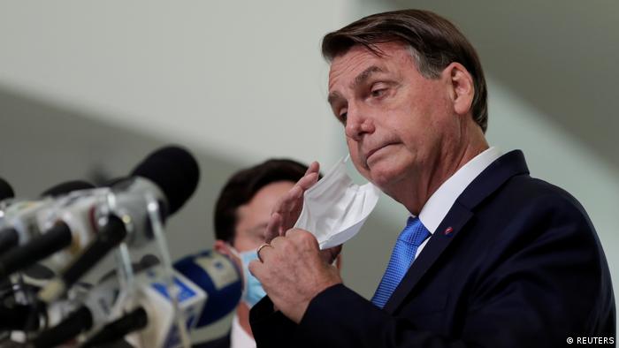 Gobierno de Bolsonaro aún negocia la Copa América y pone condiciones