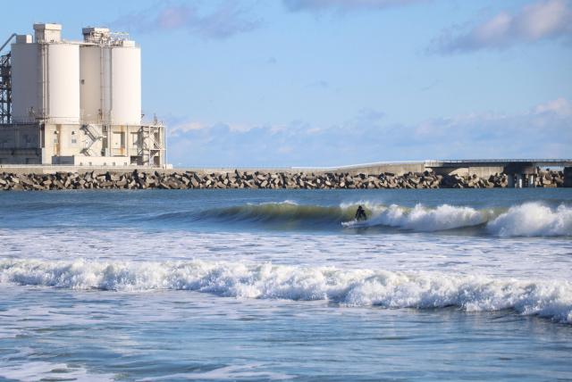 Japón empezará a verter al mar agua contaminada de Fukushima en 2023