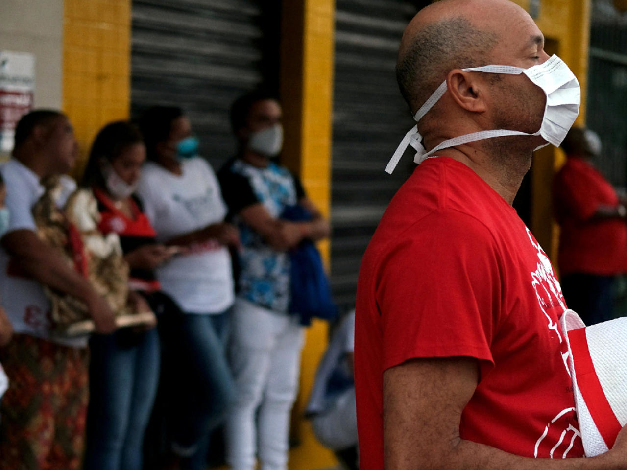 Nueva variante del Covid-19 es detectada en Sao Paulo