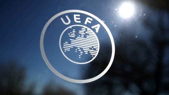 UEFA se une al boicot del fútbol inglés en redes sociales