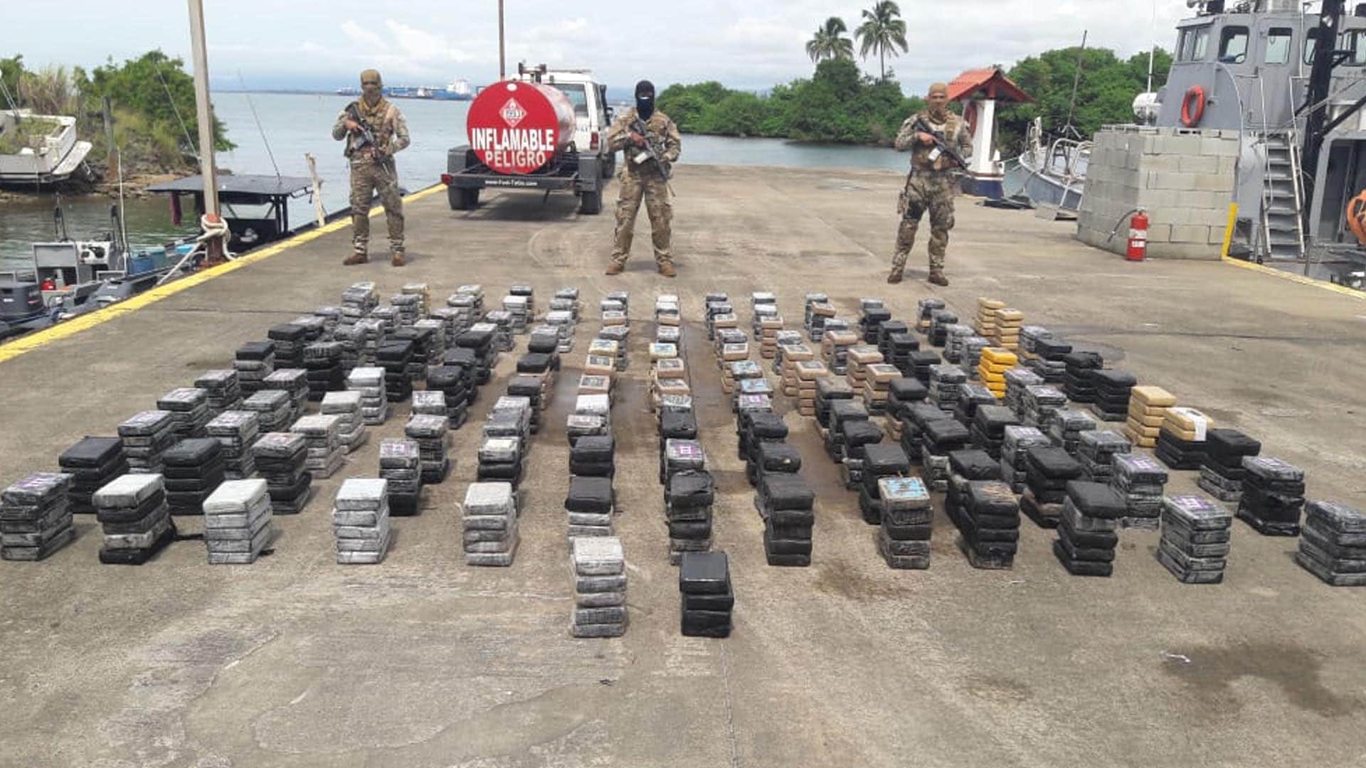 Panamá decomisa cerca de mil paquetes de droga | Diario 2001