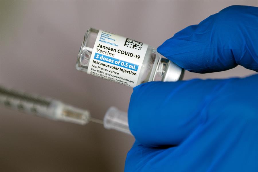 La EMA investiga el riesgo de tromboembolismos con vacuna de Janssen