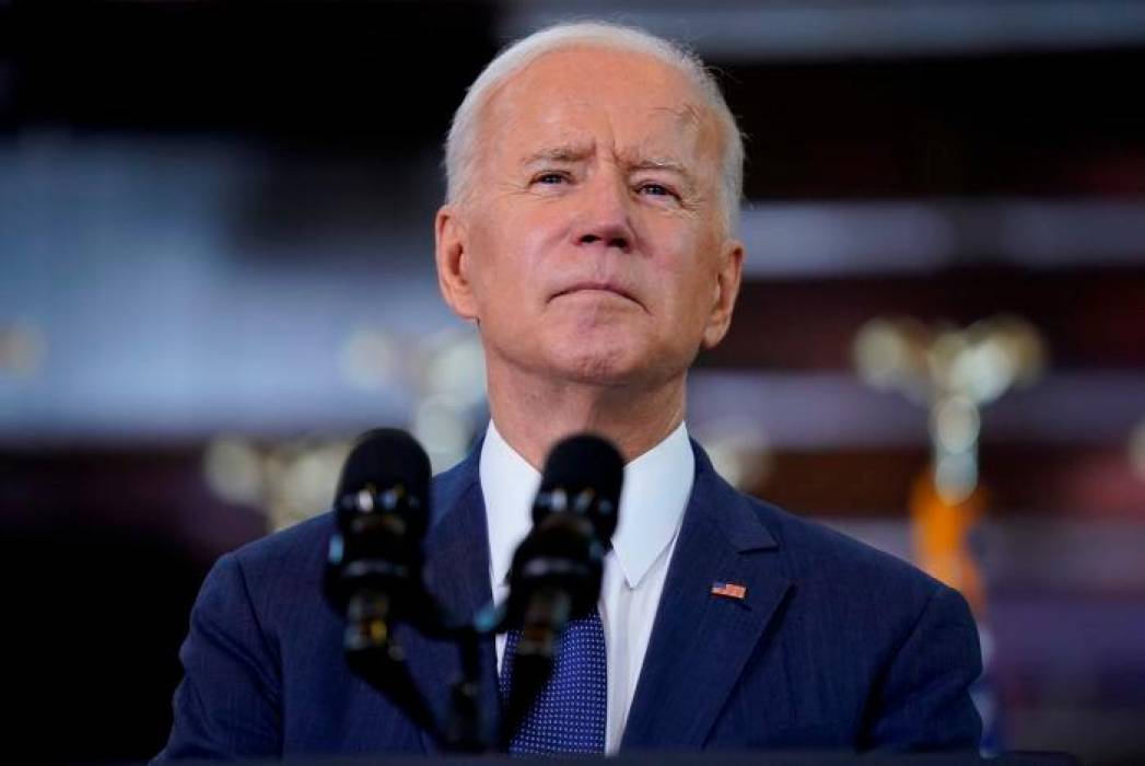 Disminuye apoyo a Biden por tema de niños migrantes, según encuesta