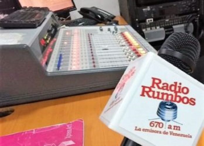 ¿Qué tanto conoces sobre Radio Rumbos y su salida del aire?